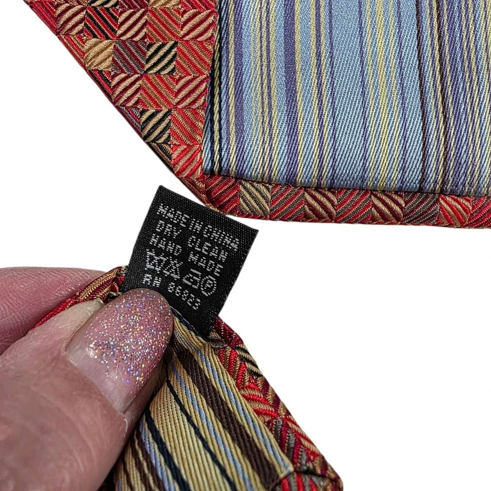 Alexander Julian American‎ Modern Geometric Silk Tie Red Gold Tan Burgundy Woven